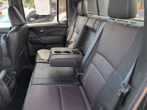 Used 2017 Honda Ridgeline Black Edition image 10