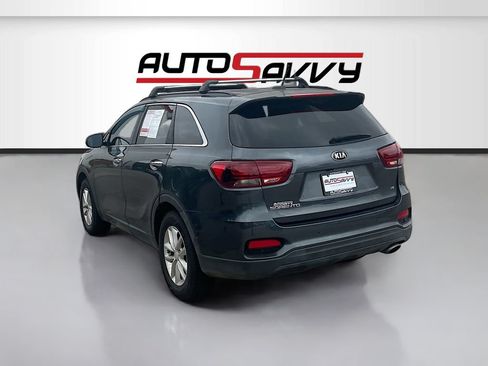 Used 2019 Kia Sorento S FWD image 5