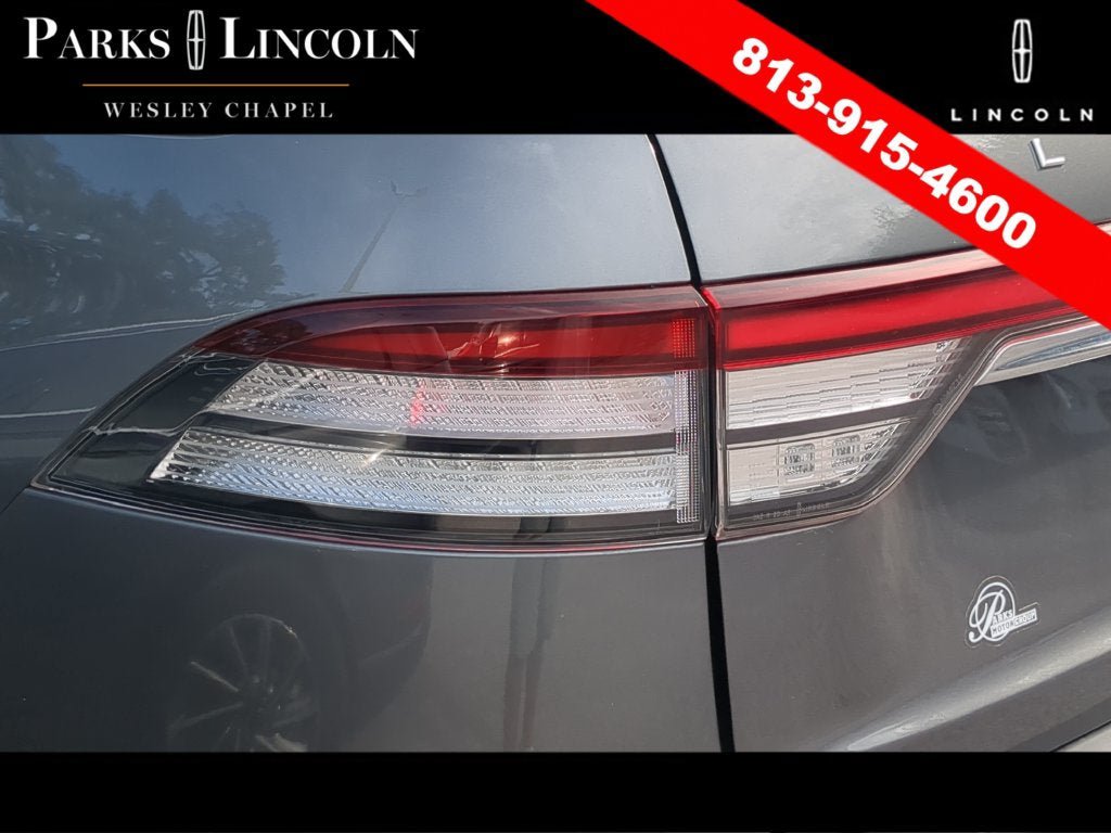 Used 2023 Lincoln Aviator AWD image 14