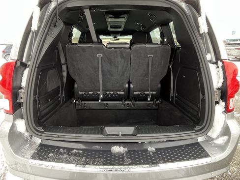 Used 2019 Dodge Grand Caravan GT image 17