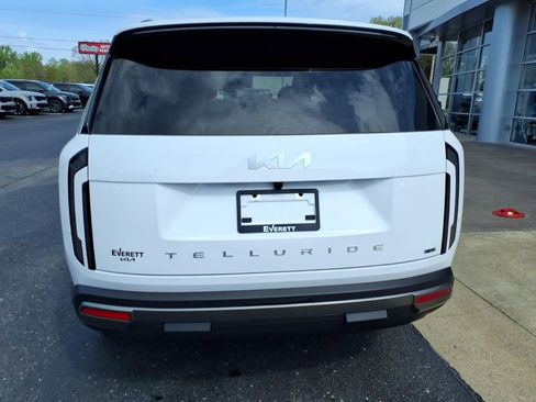 New 2027 Kia Telluride S image 5