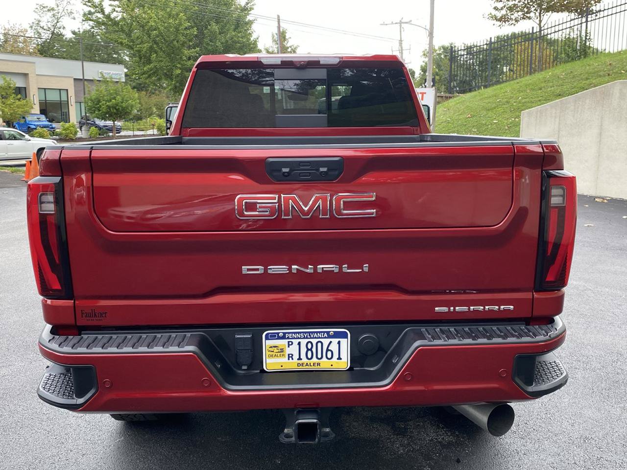 Used 2024 GMC Sierra 2500 Denali w/ Denali Reserve Package AWD/4WD image 3
