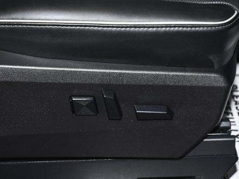 Used 2024 Tesla Cybertruck AWD Crew Cab image 63