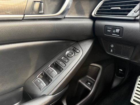 Used 2018 Honda Accord Sport image 29