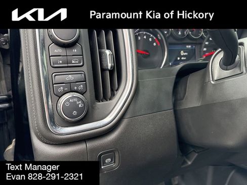 Used 2022 Chevrolet Silverado 1500 LT image 17