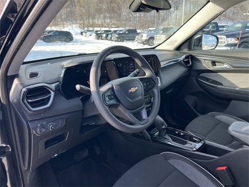 Used 2025 Chevrolet TrailBlazer LT image 10