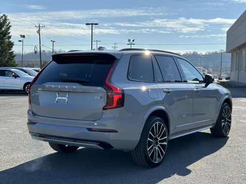 New 2026 Volvo XC90 B6 Ultra w/ Lounge Package image 3