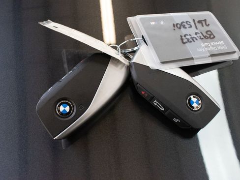 Certified 2026 BMW 530i xDrive w/ Premium Package AWD/4WD image 27