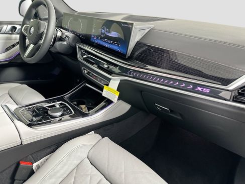 New 2026 BMW X5 xDrive40i w/ M Sport Package image 30