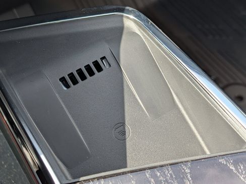 New 2026 Cadillac Escalade IQ Sport 1 w/ LPO, Floor Liner Package AWD/4WD image 8