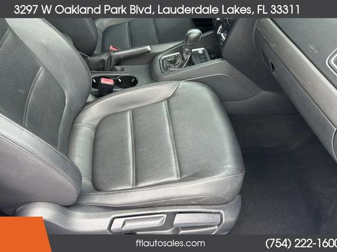 Used 2017 Volkswagen Jetta SE FWD image 37
