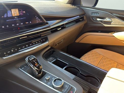 Used 2022 Cadillac Escalade ESV Sport w/ Touring Package image 20