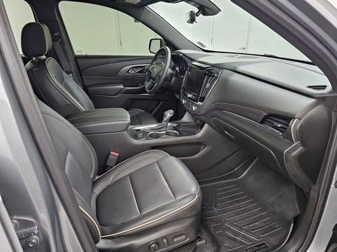 Used 2023 Chevrolet Traverse Premier AWD/4WD image 27
