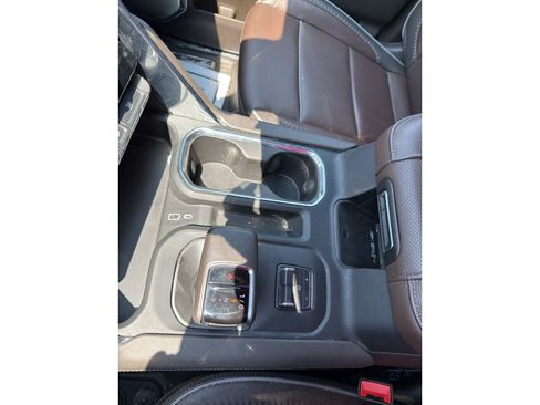 Used 2024 GMC Sierra 1500 Denali AWD/4WD image 24