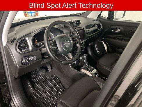Used 2022 Jeep Renegade Limited image 14