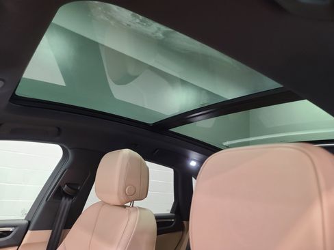 New 2026 Porsche Macan image 25