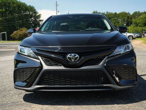 Used 2021 Toyota Camry SE FWD image 16