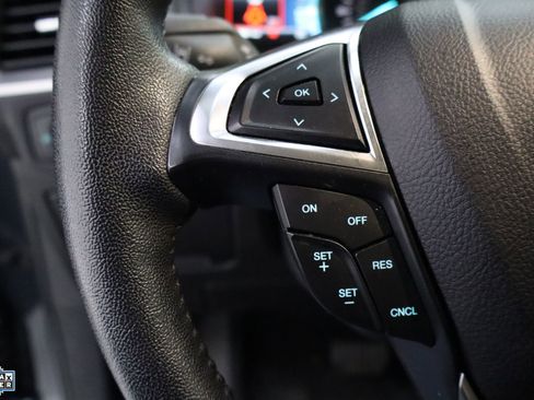 Used 2023 Ford Edge SEL image 16