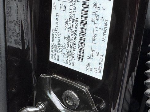 Used 2019 Ford F150 XLT w/ Equipment Group 302A Luxury image 26