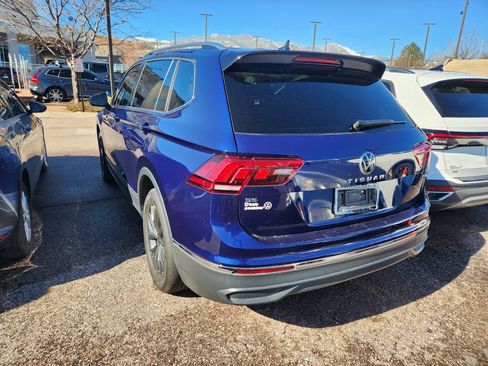 Used 2024 Volkswagen Tiguan SE w/ MDO Package, Two-Row image 4