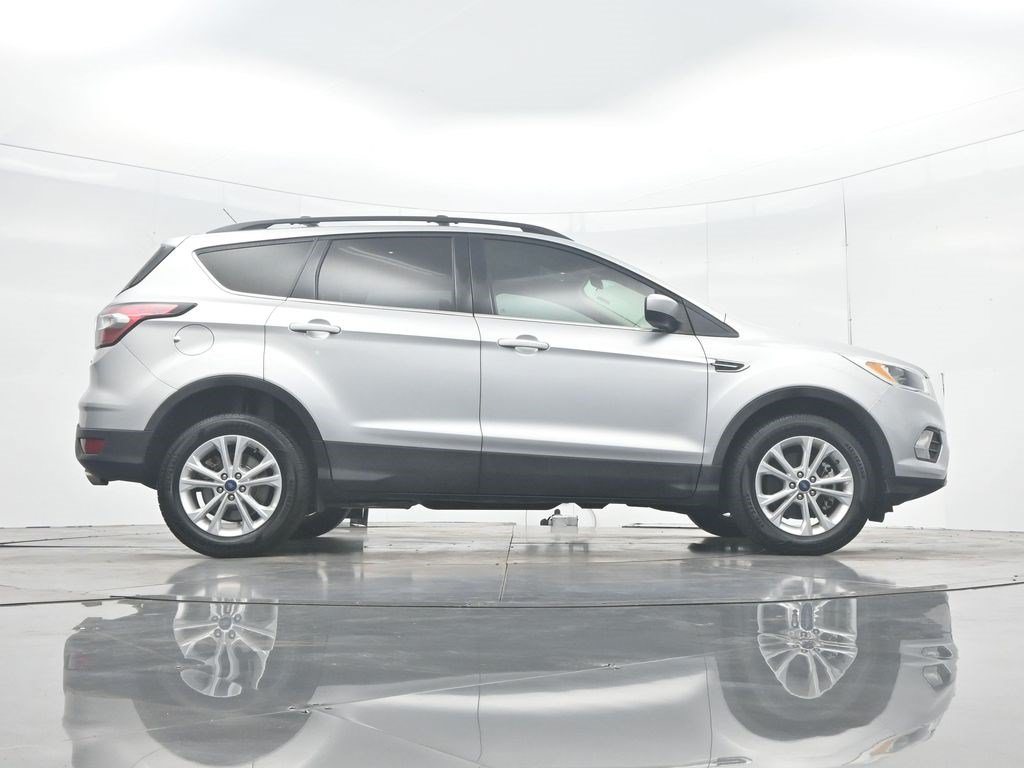 Used 2018 Ford Escape SE AWD/4WD image 41