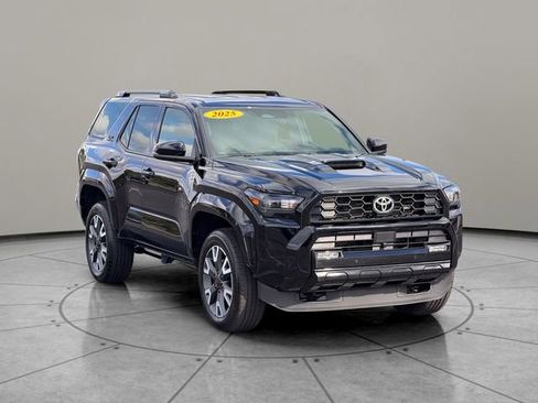 Certified 2025 Toyota 4Runner TRD Sport AWD/4WD image 8