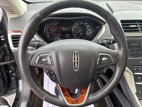 Used 2014 Lincoln MKZ AWD image 12