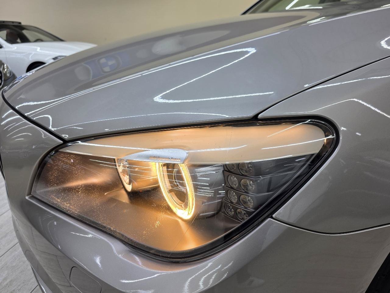 Used 2011 BMW 750Li xDrive AWD/4WD image 10
