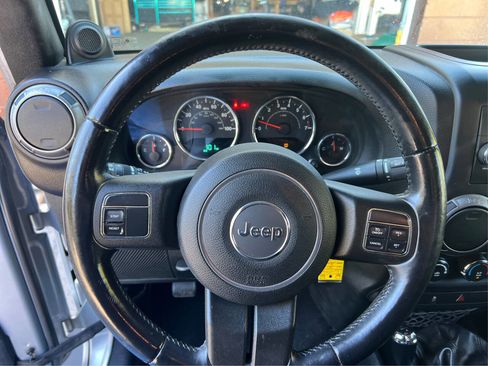 Used 2012 Jeep Wrangler Sport image 13
