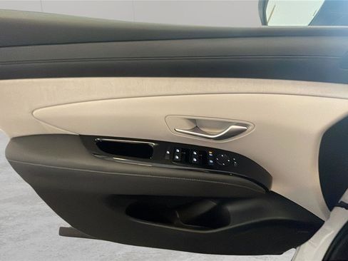Used 2026 Hyundai Tucson Limited AWD/4WD image 22
