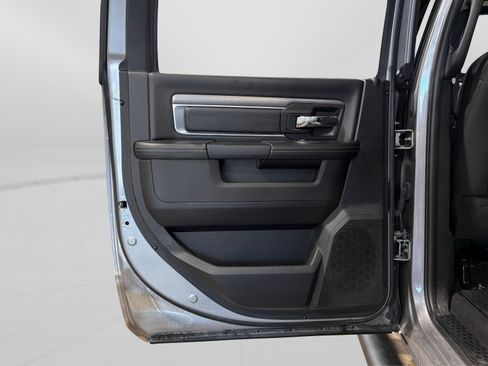 Used 2023 RAM 1500 Warlock AWD/4WD image 33