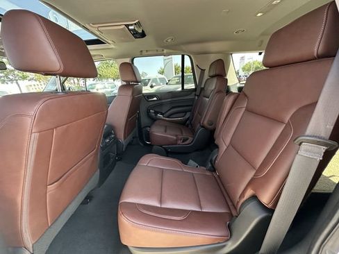 Used 2019 Chevrolet Tahoe Premier w/ Premier Plus Edition AWD/4WD image 30