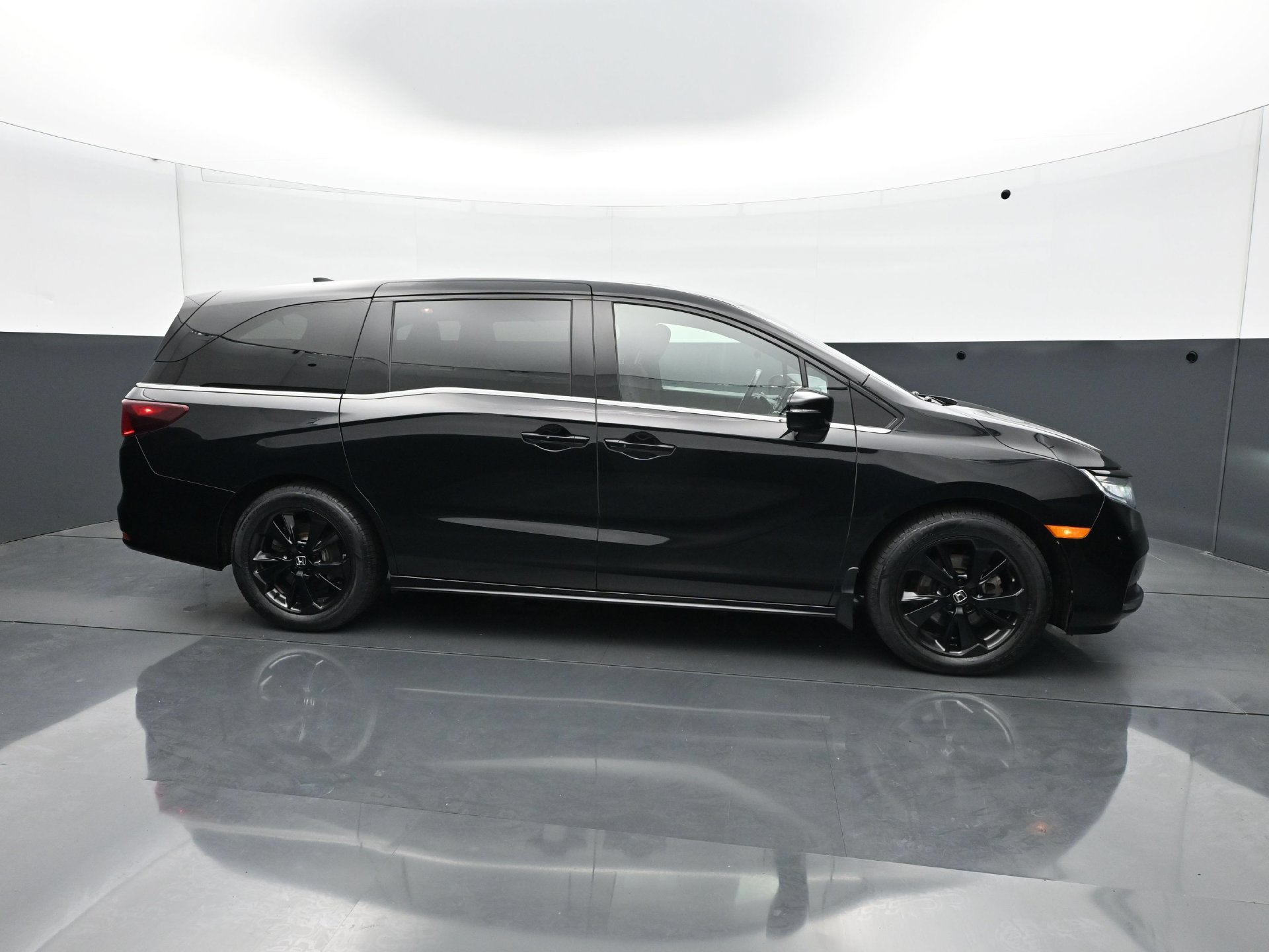 Used 2024 Honda Odyssey EX-L image 8