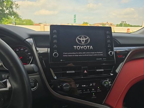 Used 2024 Toyota Camry XSE FWD image 10
