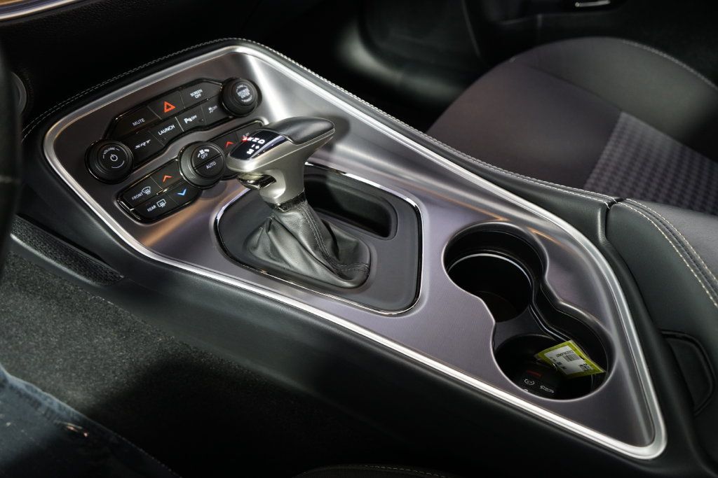 Used 2020 Dodge Challenger SRT Hellcat RWD image 39