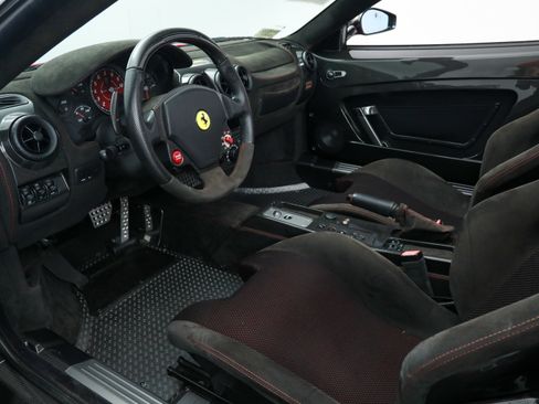 Used 2009 Ferrari F430 Scuderia image 2