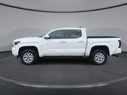 Used 2025 Toyota Tacoma SR5 RWD image 5