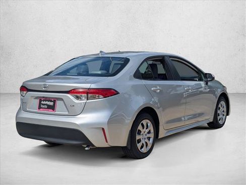 Used 2026 Toyota Corolla LE FWD image 2