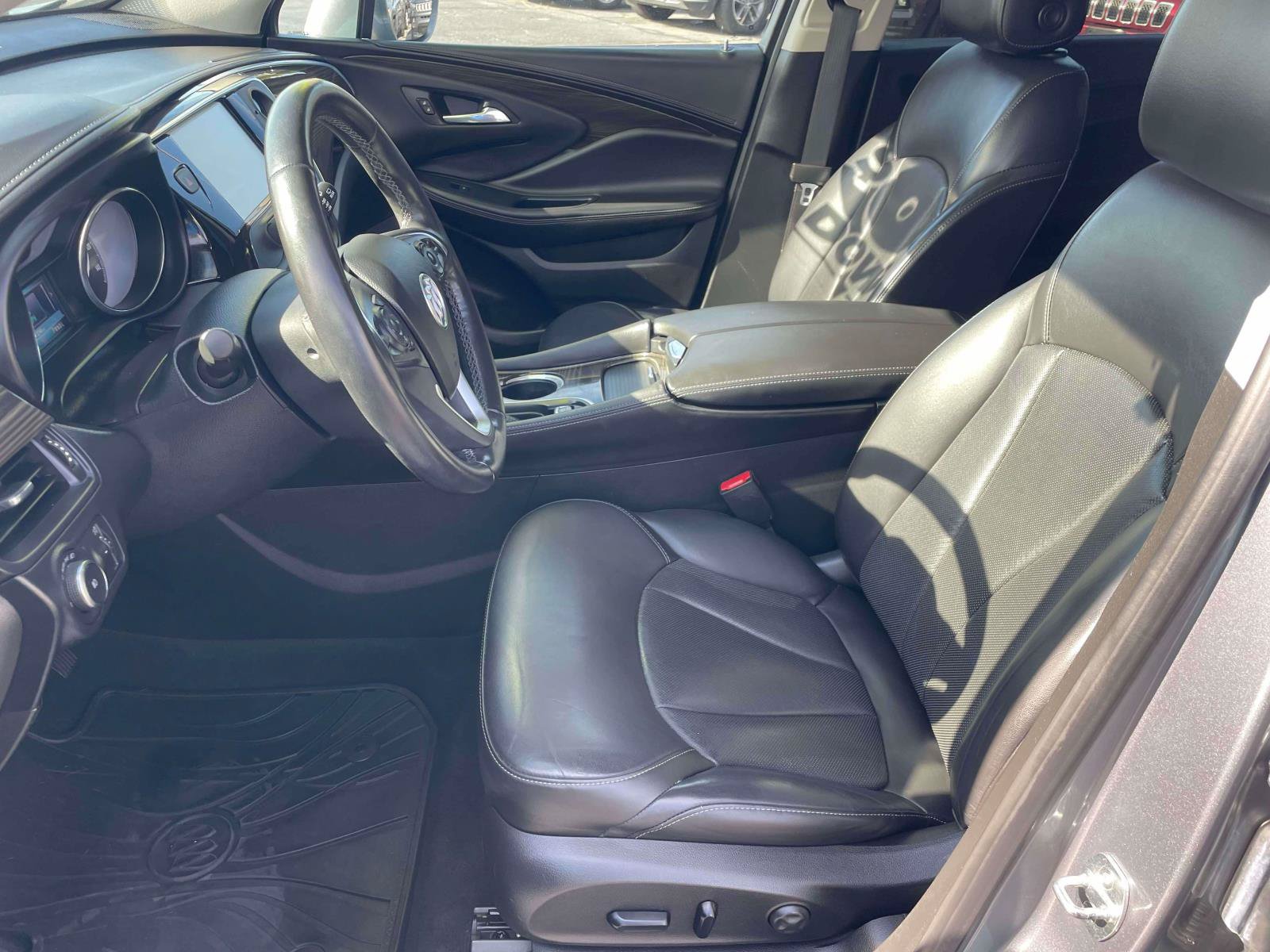 Used 2019 Buick Envision Essence FWD image 13