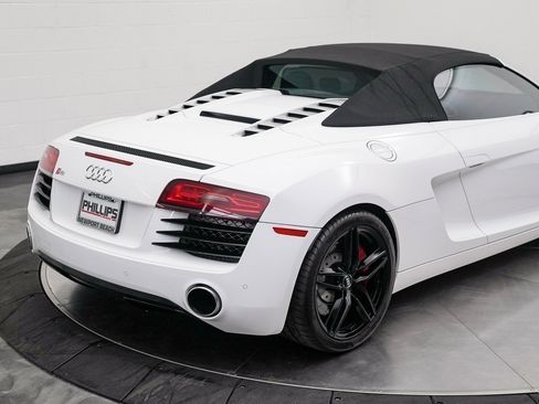 Used 2015 Audi R8 V8 image 17