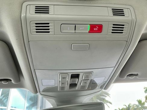 Used 2021 Volkswagen Jetta SEL image 31