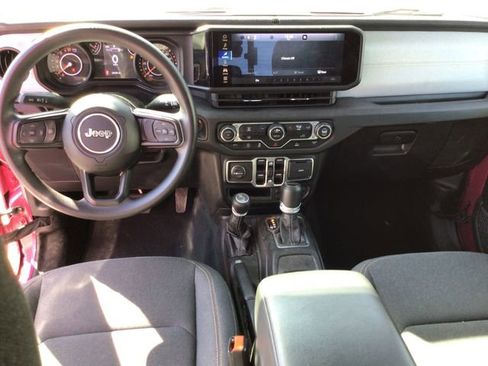Used 2024 Jeep Gladiator Sport AWD/4WD image 42