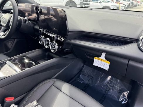 New 2026 Chevrolet Blazer EV LT image 6