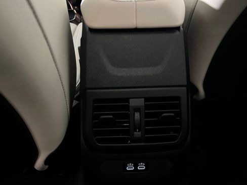 Used 2025 BMW M235i xDrive w/ Premium Package image 33