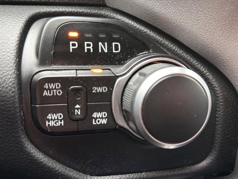 Used 2020 RAM 1500 Big Horn AWD/4WD image 31