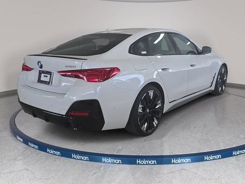 New 2026 BMW 430i w/ M Sport Package RWD image 4