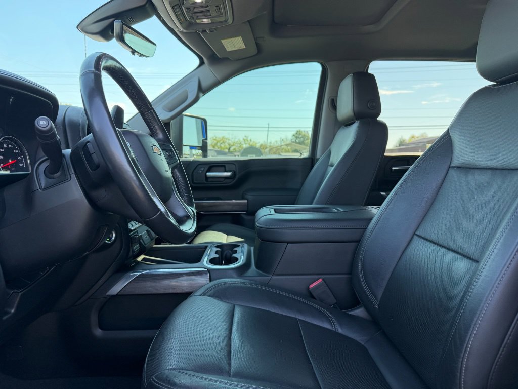Used 2020 Chevrolet Silverado 2500 LTZ w/ LTZ Plus Package AWD/4WD image 9