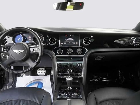 Used 2017 Bentley Mulsanne RWD image 31