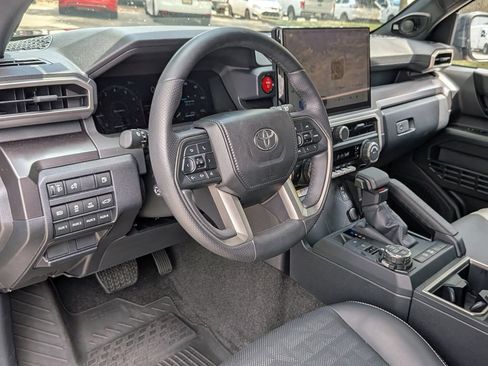 Used 2026 Toyota 4Runner TRD Off-Road Premium AWD/4WD image 34