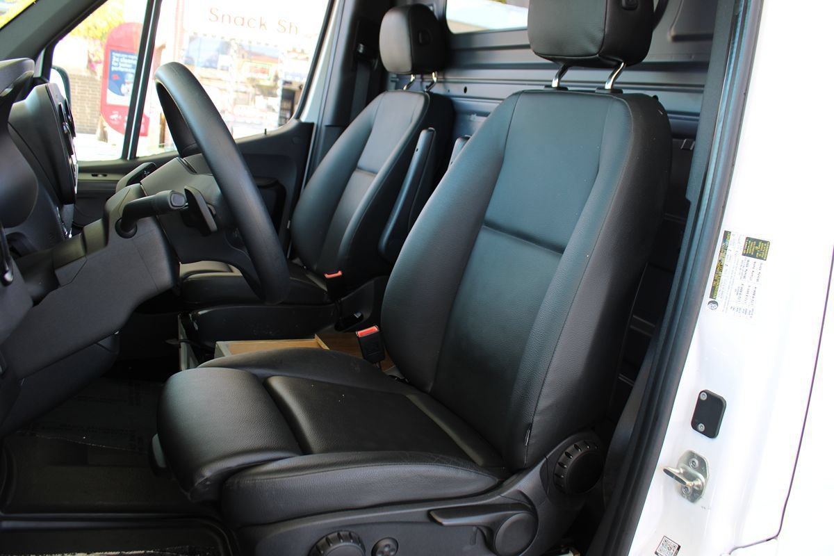 Used 2022 Mercedes-Benz Sprinter 3500 image 19